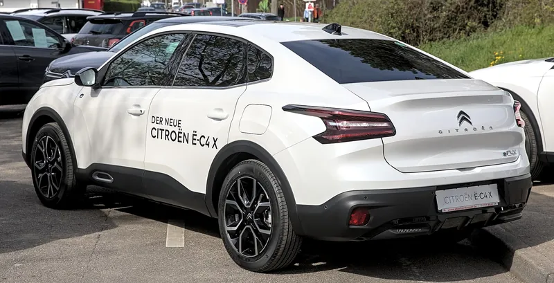 Citroën C4 X