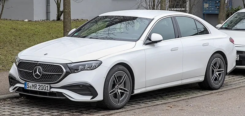 Mercedes-Benz E-Serisi