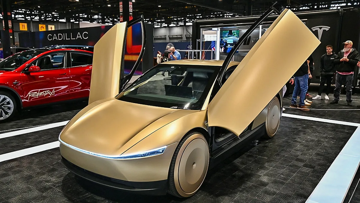 Tesla Cybercab'e Starlink V5 Anteni Entegre Edilecek