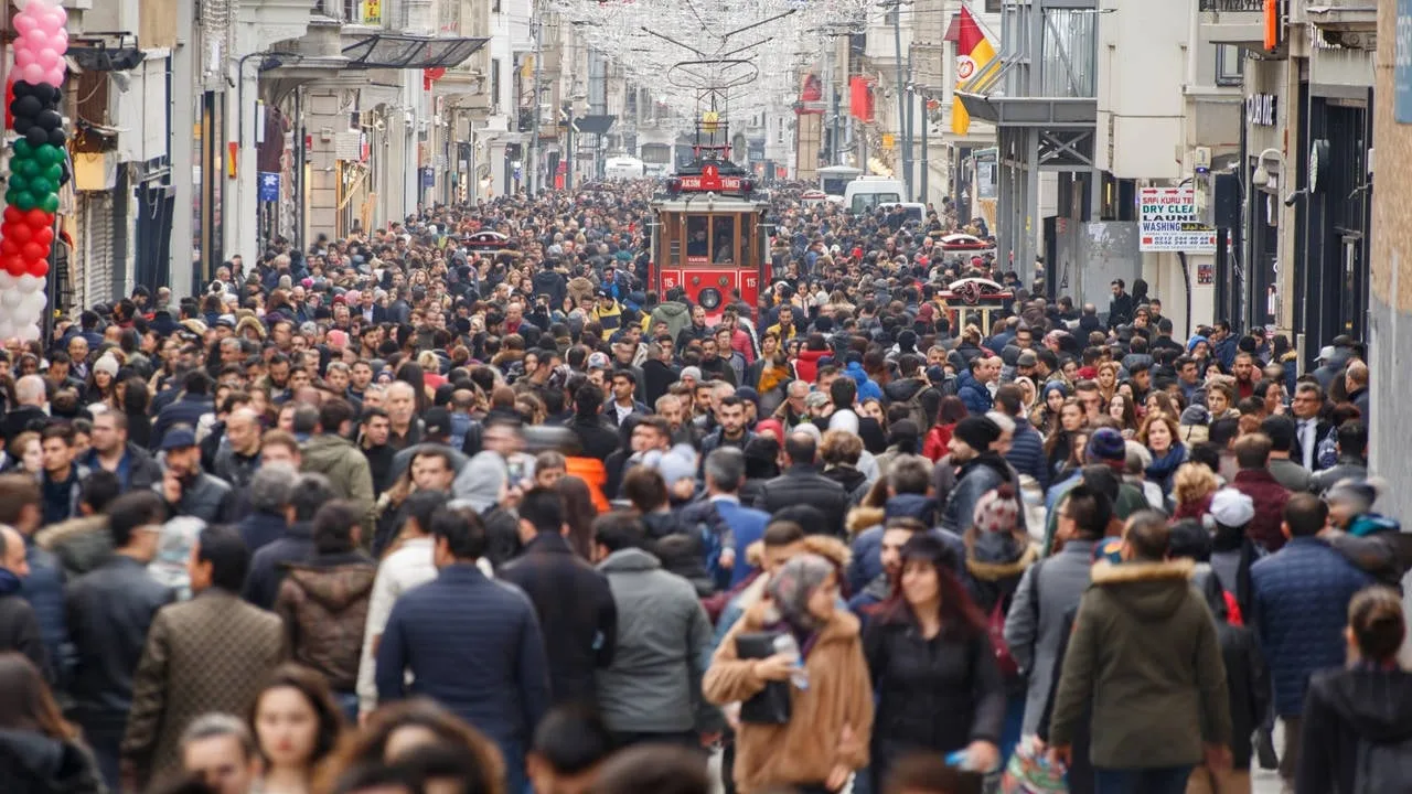 TÜİK iç göç: İstanbul 2025'te 41 bin kişi kaybetti