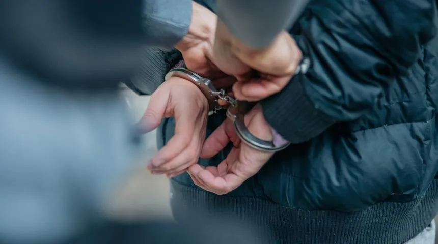 Şanlıurfa'nın Siverek ilçesinde yürütülen soruşturmada 14 kişi tutuklandı