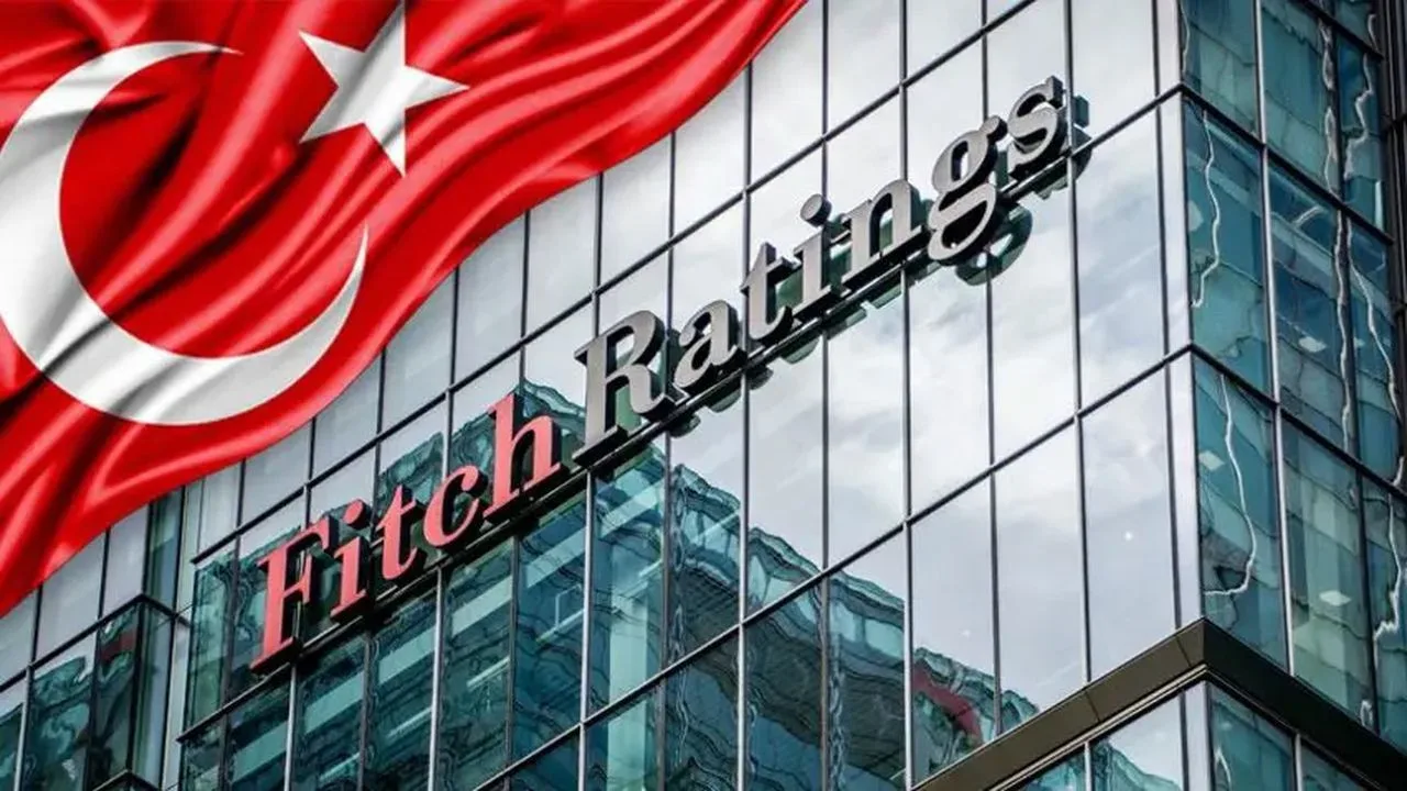 Fitch Türkiye'nin kredi notunu "BB-" olarak teyit etti