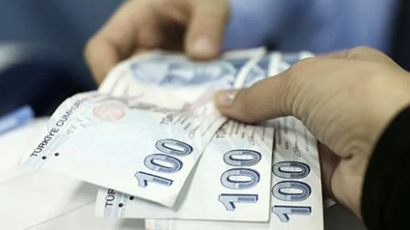 SGK Borcu Bulunan Emeklilerin Aylığından Yüzde 10 Kesinti Yapılacak