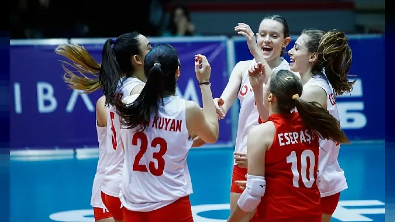 18 Yaş Altı Kadın Milli Takımı U18 Avrupa Şampiyonası’nda ikincilik sevinci yaşadı