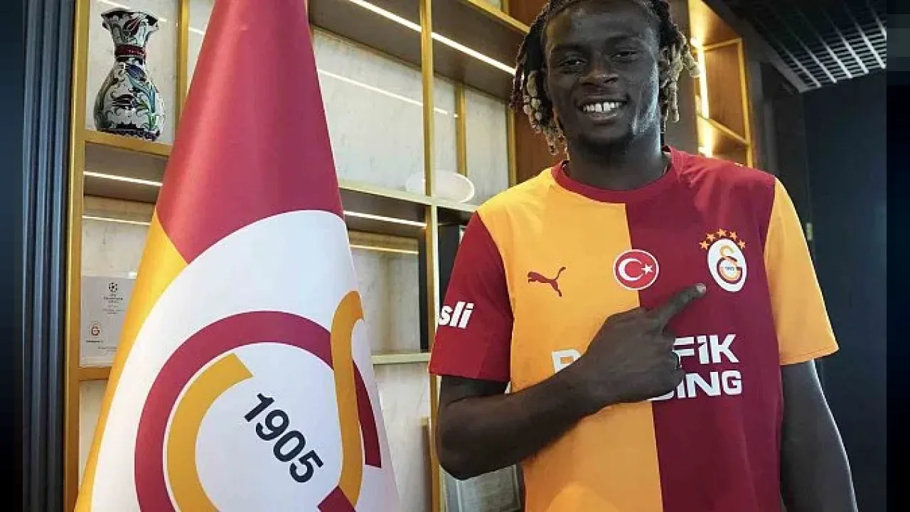 Galatasaray orta sahaya yükleniyor: Ugochukwu ve Camavinga