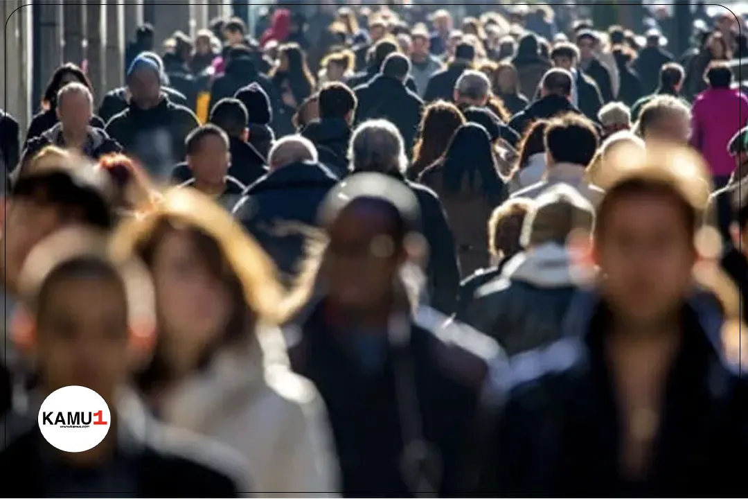 Türkiye İstatistik Kurumu'nun "İşgücü İstatistikleri 2022" verilerine göre, Türkiye'deki işsizlik oranı bir önceki yıla kıyasla 1,6 puan azalarak yüzde 10,4 oldu.