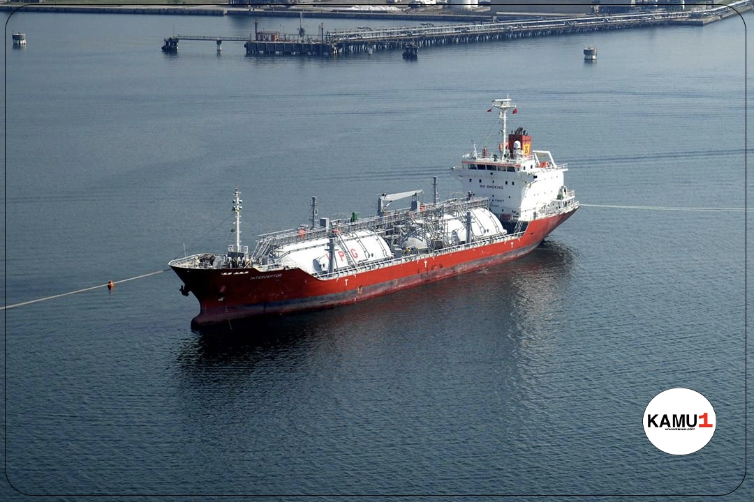 Türkiye LPG İthalatı Geçen Yıla Göre Büyük Artış Gösterdi.Türkiye'nin Sıvılaştırılmış Petrol Gazları (LPG) ithalatı mayıs ayında, geçtiğimiz yılın aynı dönemine kıyasla dikkat çekici bir şekilde yüzde 46,13 artarak 320 bin 670 tona yükseldi.