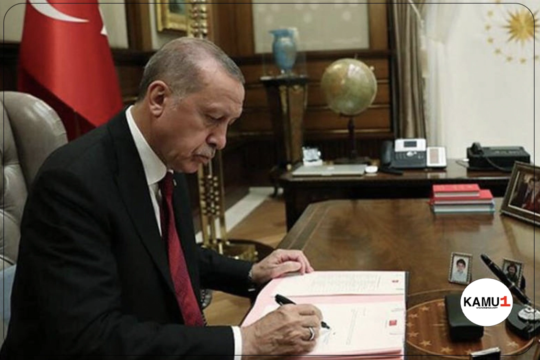 57 İle Vali Ataması Yapıldı.Vali Atamaları Kararnamesi Resmi Gazete'de Yayımlandı.Cumhurbaşkanı Recep Tayyip Erdoğan'ın imzasıyla hazırlanan ve Resmi Gazete'de yayımlanan kararname ile 57 ile yeni vali ataması gerçekleştirildi. Bu atamalarla birlikte Türkiye'nin birçok farklı bölgesine valiler atanmış oldu.