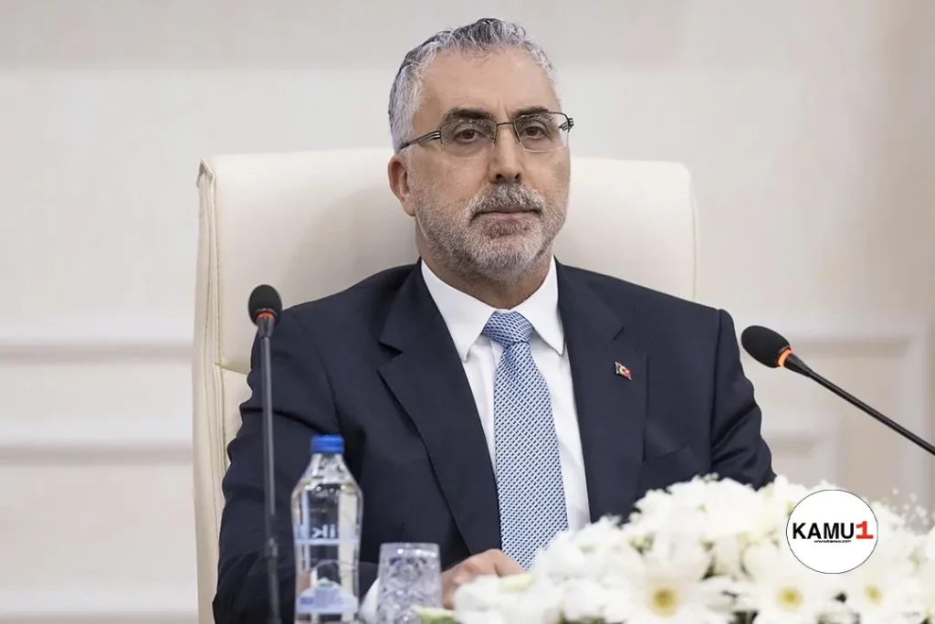 Memur ve Memur Emeklileri için 7. Dönem Kamu Toplu Sözleşmesi Görüşmeleri Başladı.Çalışma ve Sosyal Güvenlik Bakanlığı tarafından ev sahipliğinde gerçekleştirilen, yaklaşık 4 milyon memur ve 2,5 milyon memur emeklisini ilgilendiren 7. Dönem Kamu Toplu Sözleşmesi görüşmeleri başladı. Görüşmelerde, 2024-2025 yıllarında memur ve memur emeklilerinin mali ve sosyal hakları belirlenecek.