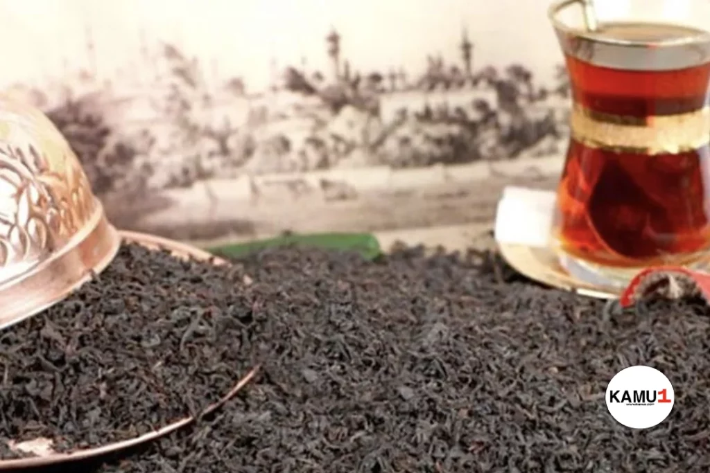 Kuru Çay Fiyatlarına Yüzde 15 Zam!Kuru çay fiyatlarında artış devam ediyor. Son olarak, raflardaki kuru çay fiyatlarına yüzde 15 zam yapılmasıyla birlikte Haziran ayından bu yana dördüncü kez zam gerçekleşti.