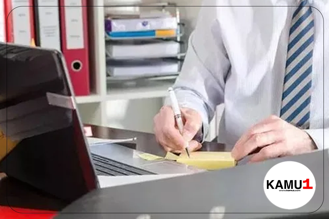 2 Bakanlık 43 Bin Personel ve İşçi Alımı Yapacak.Resmi Gazete’de ve Cumhurbaşkanlığı Strateji ve Bütçe Başkanlığı Kamu İlan sayfasında yayımlanan duyurulara göre, Sağlık Bakanlığı ve Aile ve Sosyal Hizmetler Bakanlığına toplamda 43 bin personel ve işçi alımı yapılacak. Kamu1.com olarak siz değerli ziyaretçilerimiz için başvurusu devam eden, personel ve işçi alımlarına dair detaylara aşağıda yer verdik.