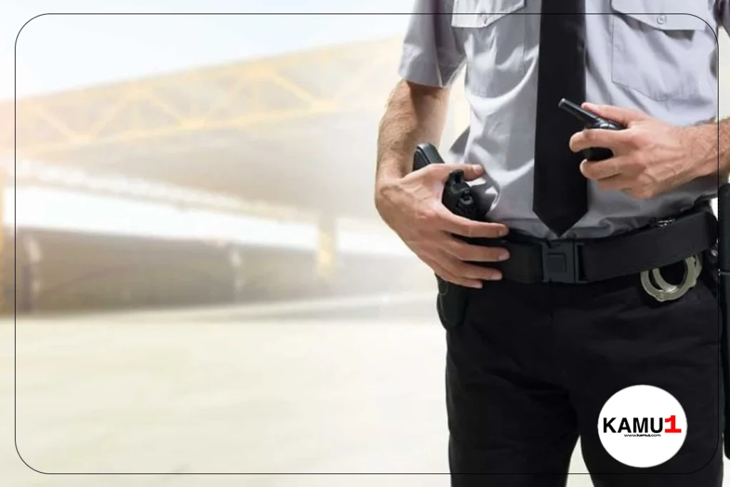 Sağlık Bakanlığı Hastanelere 3 bin 250 güvenlik görevlisi alımı için başvurular devam ediyor. Başvuru sayfası ve şartlara dair detaylar haberimizde.