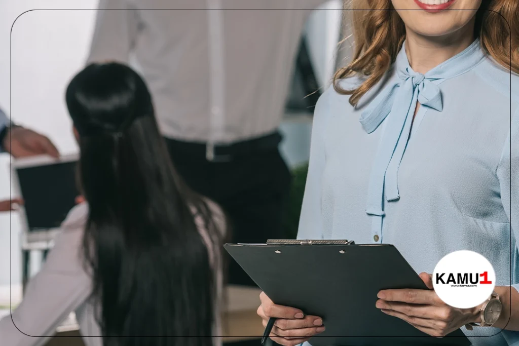 Kamuya 1586 Memur, Personel ve İşçi Alımı için Başvurular Başlıyor. Resmi Gazete'de ve Cumhurbaşkanlığı Strateji ve Bütçe Başkanlığı Kamu İlan sayfasında yayımlanan duyurularda, kamu kurum ve kuruluşlarına memur, personel ve işçi alımı yapılacağı aktarıldı. Başvuru şartları, kontenjanlar ve başvuru tarihlerine dair tüm detaylar Kamu1.com'un bu haberinde.