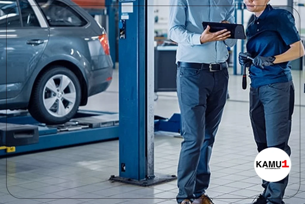 den Mart Ayında Yüksek İhracat Rakamları.Uludağ Otomotiv Endüstrisi İhracatçıları Birliği (OİB) tarafından yapılan açıklamaya göre, Türkiye'nin otomotiv endüstrisi mart ayında dikkat çekici bir başarıya imza attı. Bu dönemde sektör, 3,2 milyar dolarlık ihracat gerçekleştirdi. Ancak, ihracat rakamlarında hafif bir düşüş yaşandı ve bu, geçen yılın aynı dönemine kıyasla yüzde 1,8 azalış olarak kaydedildi.