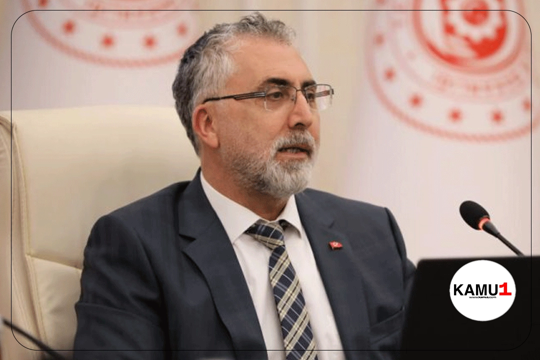 Vedat Işıkhan'dan Asgari Ücrete Ara Zam Açıklamadı Geldi. AK Parti Grup toplansın öncesi basın mensuplarının sorularını yanıtlayan Çalışma Bakanı Vedat Işıkhan önemli açıklamalar yaptı. Bakan Işıkhan daha öncede açıklandığı gibi asgari ücrete ara zam yapılmayacağını belirtti.