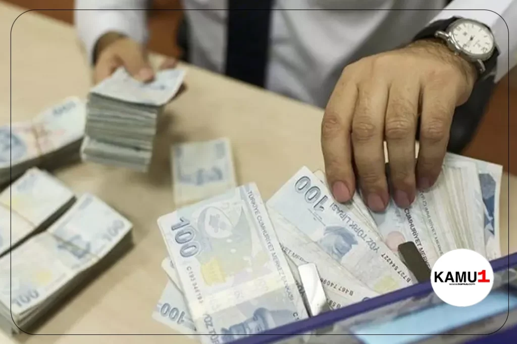 4,2 Milyar Lira Evde Bakım Yardımı Ödendi.Mayıs ayı için evlerinde bakılan tam bağımlı vatandaşlara ve ailelerine ekonomik destek sağlamak amacıyla 4,2 milyar lira Evde Bakım Yardımı hak sahiplerinin hesaplarına yatırıldı.
