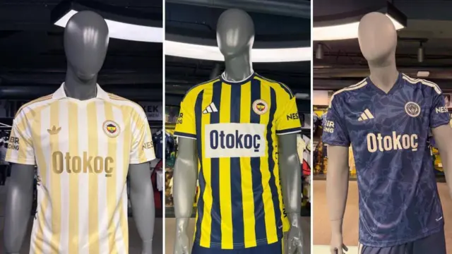 Fenerbahçe’nin 120. yıl temasını taşıyan yeni sezon formaları lansmanda tanıtıldı